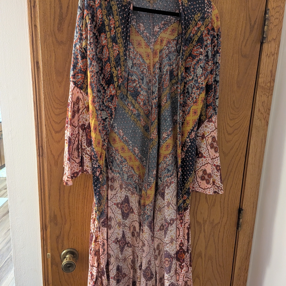 Umgee Floral Patterned Kimono with Earthy Tones